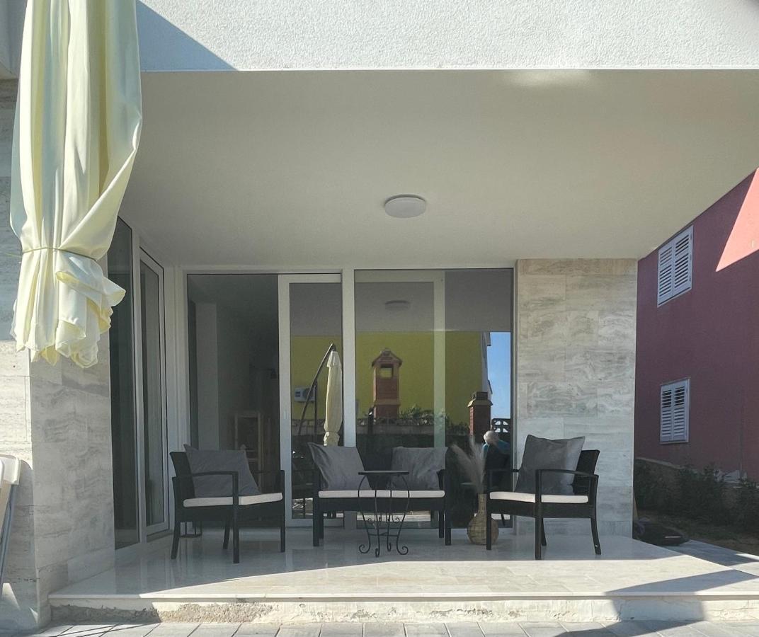 Vila Regina Apartment Rex With Swimming Pool Єзера Екстер'єр фото