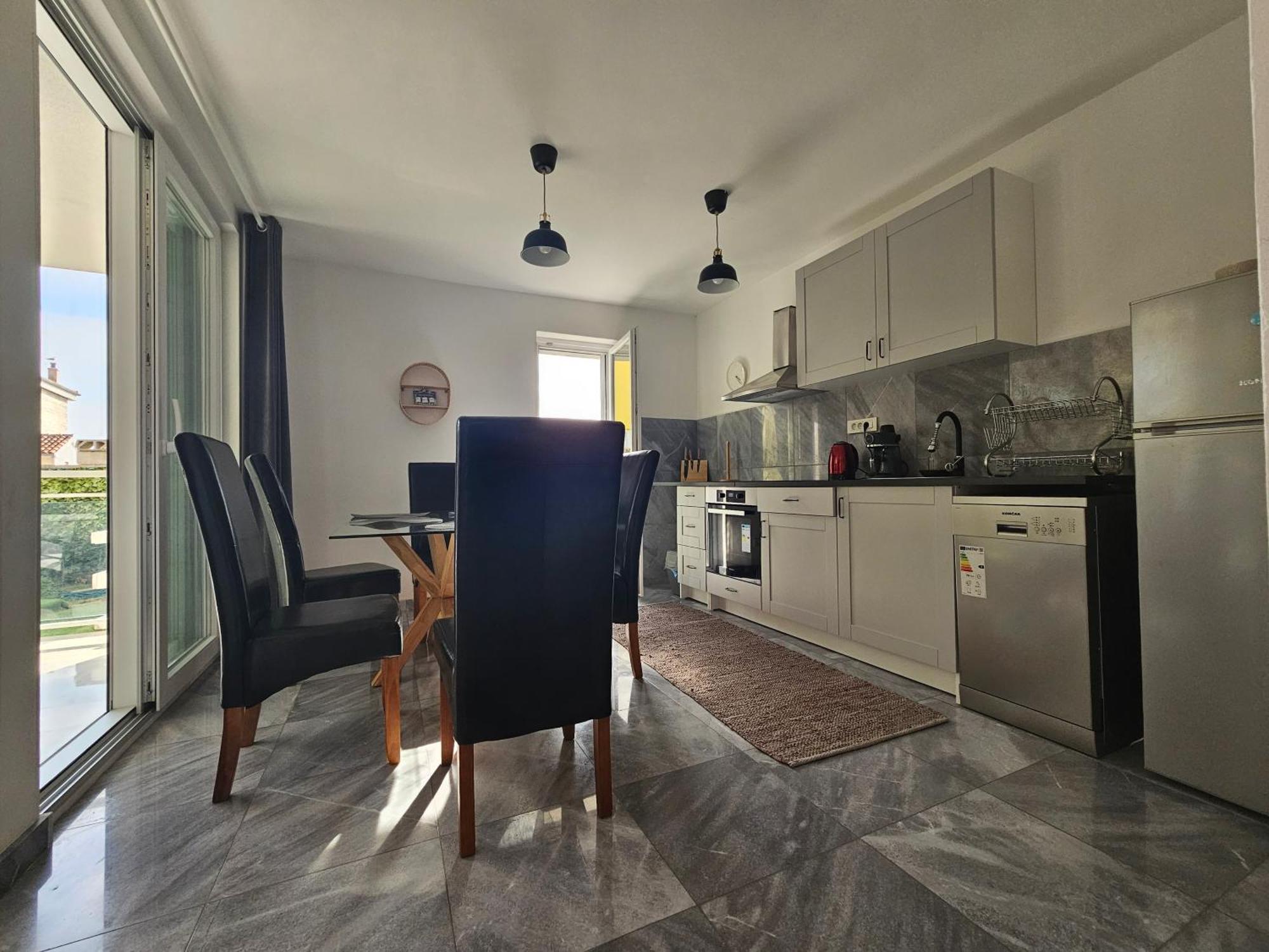Vila Regina Apartment Rex With Swimming Pool Єзера Екстер'єр фото